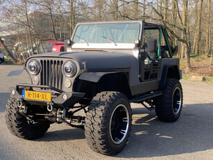 Jeep 4x4 CJ 4.2 CJ-7 Renegade