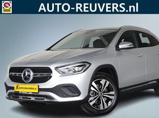 Mercedes-Benz GLA 220 d 190 pK Progressive / Aut / LED / Navigatie / Camera