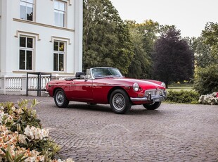 MG B 1.8 Roadster