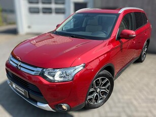 Mitsubishi Outlander 2.0 Instyle 4WD 7P / AUTOMAAT / PANO /