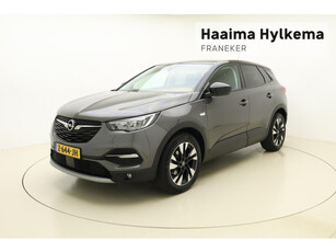 Opel Grandland X 1.2 Turbo Elegance 130 PK Automaat | Navigatie via Apple Carplay | Camera | Lichtmetalen velgen | Stoel & Stuurverwarming | Zwart dak | Getint glas