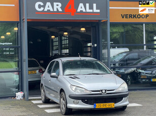 Peugeot 206 1.4 Gentry AIRCO/ELEKRAMEN/LMVELGEN/APK 12-2024