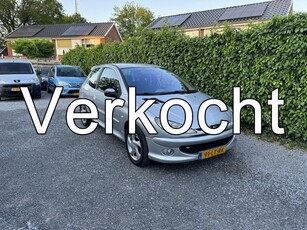 Peugeot 206 1.6-16V Quiksilver | Autom. Airco | LMV | Elekt. Ramen | Sportstoelen | APK tot 15-08-2024!