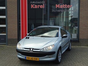 Peugeot 206 CC 1.6-16V *TREKHAAK* *NETTE AUTO*