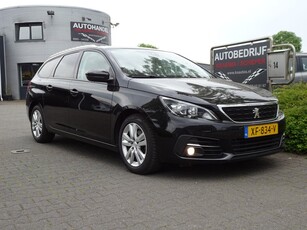 Peugeot 308 SW 1.2 PureTech Blue Lease Executive