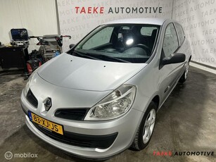 Renault Clio 1.2-16V Authentique