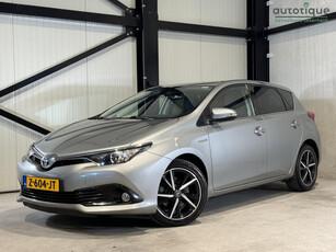 Toyota Auris 1.8 Hybrid Aspiration Aut. | navi | camera |