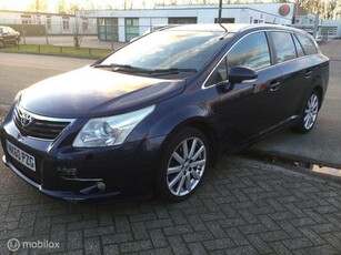 Toyota Avensis Wagon 2.2 D-4D Executive Business