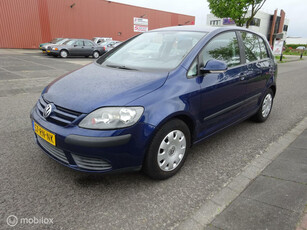 Volkswagen Golf 1.6 FSI Comfortline