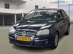 Volkswagen Jetta 1.6 Trend AIRCO CRUISE TREKHAAK 2 X SLEUTELS