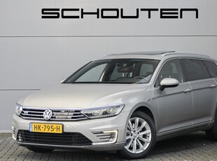 Volkswagen Passat Variant 1.4 TSI GTE Highline Pano ACC Trekhaak Camera