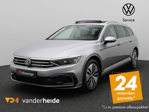 Volkswagen Passat Variant 1.4 TSI PHEV GTE 218PK DSG Panoramadak, trekhaak, leder, head-up, achteruitrijcamera, winterpakket Plus, keyless, side assist, virtual pedal, alarm, 17'' lichtmetaal