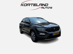 Volkswagen T-Roc 1.0 TSI Style l Carplay l Stoelverwarming