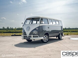 Volkswagen T1 Kombi | Europees geleverd | 8 zitplaatsen