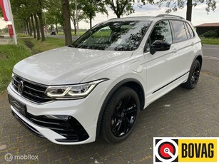 Volkswagen Tiguan 1.4 TSI eHybrid 245 PK I R-Line I Black Style I Nieuwstaat I