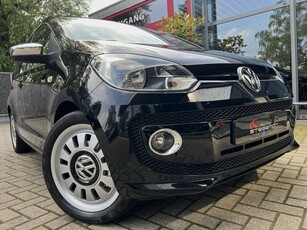 Volkswagen up! 1.0 75PK! 5 DRS *!* HIGH UP BLACK *!* NAVI/ CRUISE/ LMV/ PDC *!*