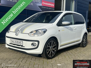 Volkswagen Up! 1.0 street edition