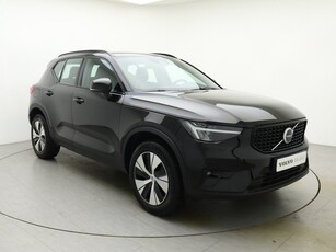 Volvo XC40 T5 Recharge Plus Dark | El verstelbare voorstoelen | Keyless | Parkeer camera