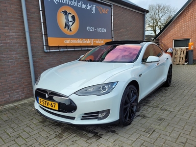 Tesla Model S Elektriciteit