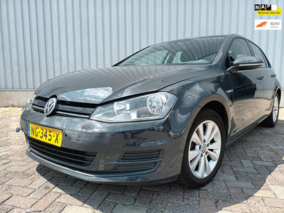 Volkswagen Golf 1.6 TDI Comfortline BlueMotion - Front Schade - Start Niet