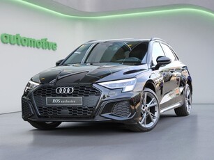 Audi A3 Sportback 40 TFSI e Edition CAMERA TREKHAAK