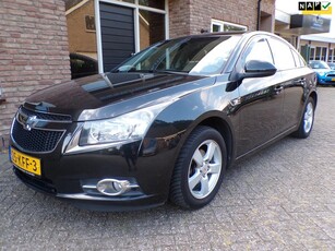 Chevrolet Cruze 1.6 LS