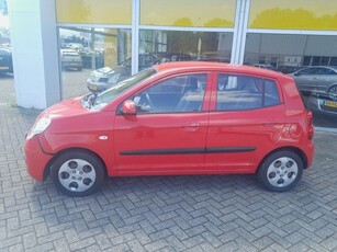 Kia Picanto 1.0 X! Koopje! BJ 2010! Uitlaat lek!