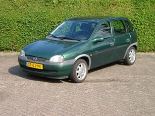 Opel CORSA 1.4i CDX nieuwe distributieriem en gereviseerde cil.kop NL auto met NAP, elektrische ramen, centr.vergrendeling, 5 drs