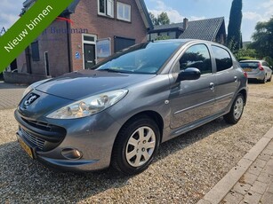 Peugeot 206+ 1.4 XS/AIRCO/CRUISE/PDC/BOEKJES ETC (bj 2010)