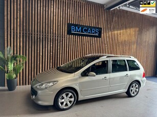 Peugeot 307 SW 2.0-16V Pack AUTOMAAT PanodakTrekhaak