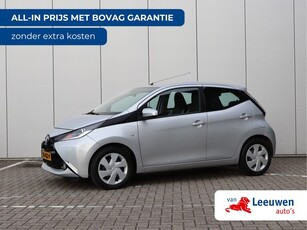 Toyota Aygo 1.0 VVT-i x-play BOVAG-garantie Navigatie