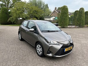 Toyota Yaris 1.5 VVT-i Active (bj 2020, automaat)