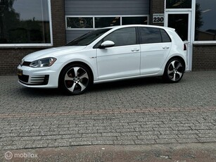 Volkswagen Golf 2.0 GTI AIRCO/CAMERA/MF-STUUR