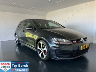 Volkswagen Golf 2.0 TSI GTI