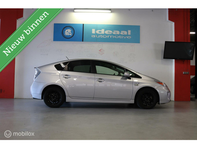 Toyota Prius1.8First Edition/leer/Terkhak/SolarRoof