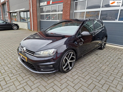 Volkswagen GOLF 1.4 TSI DSG R-Line LED ACC Leder Navi Camera