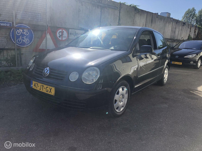 Volkswagen Polo 1.4-16V Comfortline VERKOCHT