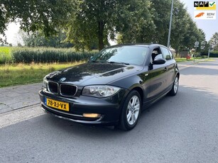 BMW 1-serie 118i Business Line AIRCO/ELEK. RAMEN/APK 02-2025