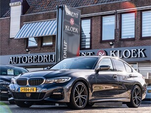 BMW 3-serie 320i High Exe M-Sport 19 INCH SHADOW LINE ADAP