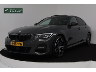 BMW 3-serie 330i Executive Edition M-Sport Automaat (PANORAMADAK, M-PAKKET, CAMERA, ADAPTIVE, PDC, NAVI, NL-AUTO, 1e EIGENAAR)