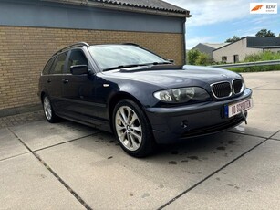 BMW 3-serie Touring 318i Edition Automaat