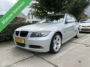 BMW 3-serie Touring 325i Business Line*Airco*Pano*cruise*