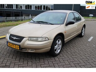 Chrysler Stratus 2.0i-16V LE