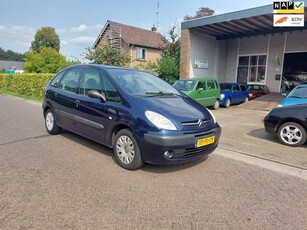 Citroen Xsara Picasso 1.8i-16V Différence 2