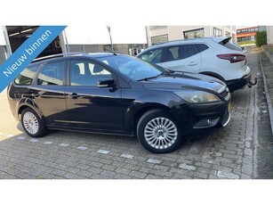 Ford FOCUS Wagon € 6950,- 1.8 Limited Nwe Apk Nap Pas 1e