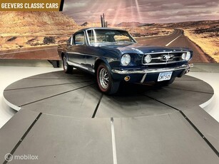 Ford MUSTANG Fastback K-code high performance