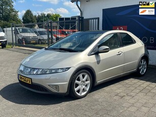 Honda Civic 1.8 Executive / AIRCO / STOELVERWARMING /