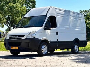 Iveco Daily 35S L3H2, airco, trekhaak 3500 KG trekgewicht