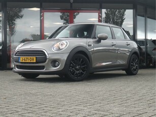 MINI Mini 1.5 One Chili Clima/PDC/LM Velgen (bj 2020)