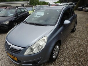 Opel Corsa 1.2-16V Essentia stuurbekr centr lock radio cd